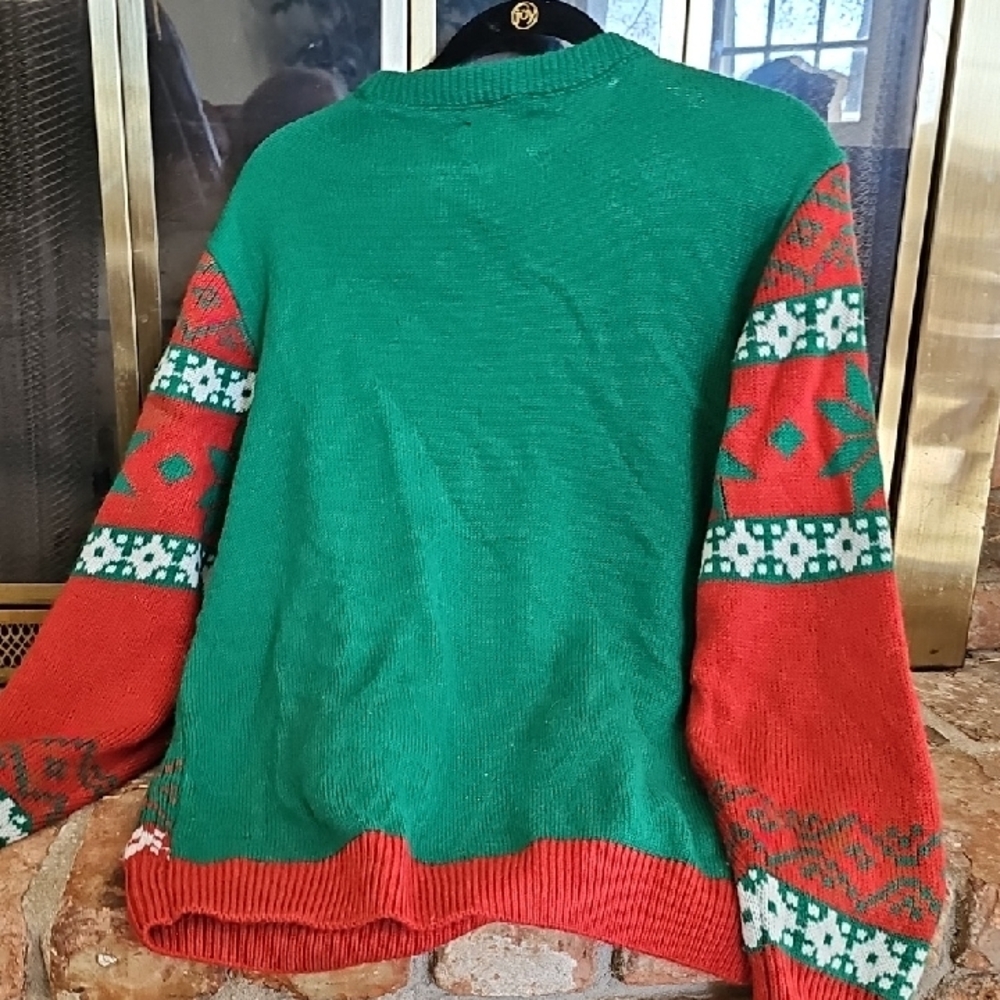 Holiday Elf Sweater in Green and Red - Picture 11 of 11